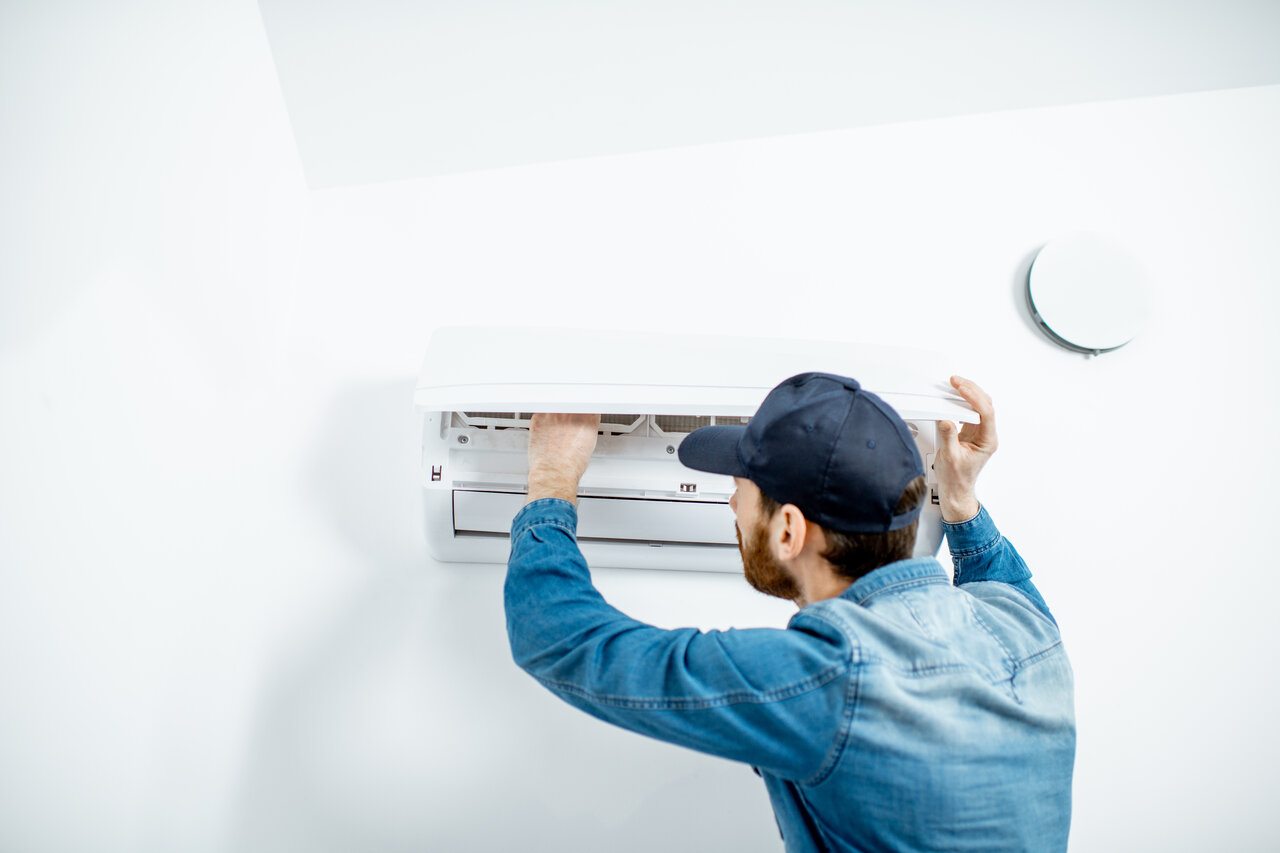 Understanding The Benefits Of Ductless Mini-Split Air Conditioning For Residential Homes | Weather Cool Inc.